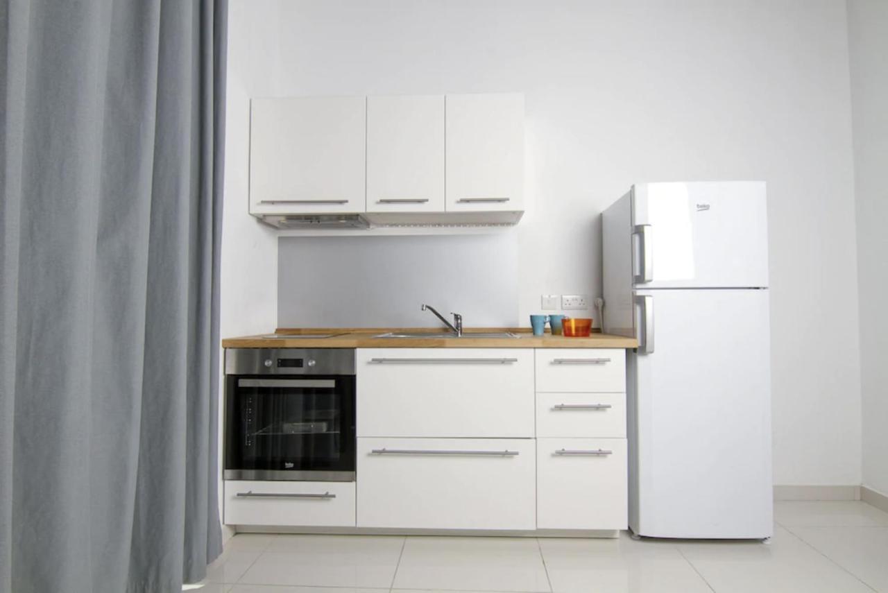 Cresta Beach Studios Saint Julian's Екстер'єр фото